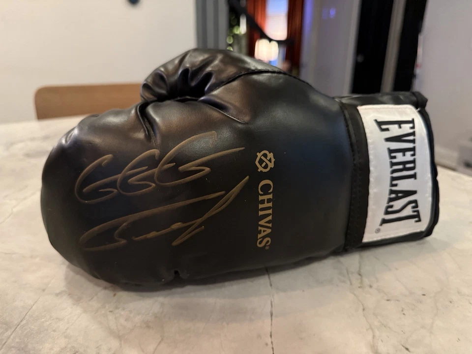Guante de Boxeo Negro Everlast Firmado/Autografiado Gennady Golovkin GGG Foto 1 de 4