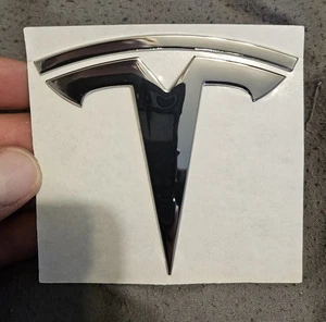 Tesla MODELO 3 Tapa Trasera Maletero Emblema T Insignia NEGRO MATE Logo OEM Actualización Cromo - Imagen 1 de 2