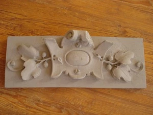 Coincé - Façade - Plaque de Motif,132-3070B Armoiries Avec Feuilles Laurier - Picture 1 of 1
