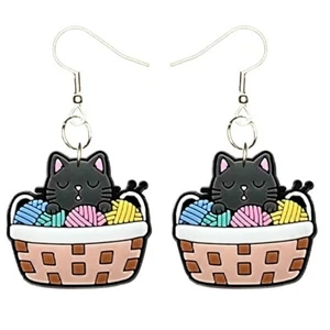 Pendientes de gatito hechos a mano hipoalergénicos chapados en plata anzuelos - Imagen 1 de 5