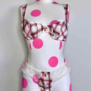 Vintage Victoria’s Secret panty And Bra Set 34B Medium - Picture 1 of 7