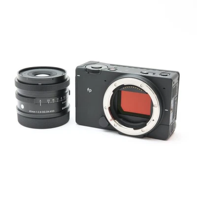 SIGMA fp + Contemporary 45mm F2.8 DG DN Lens Kit #331 - Image 1 of 4