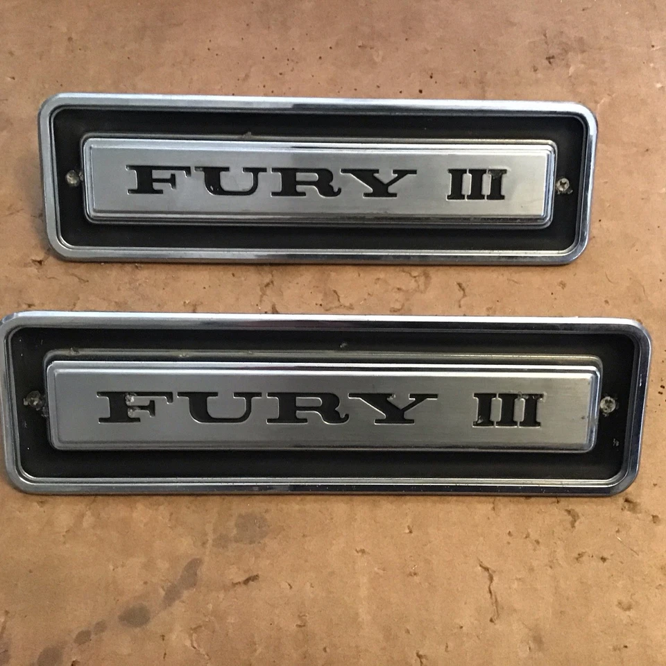 Plymouth Fury III 1969 emblemas de guardabarros par OEM  Foto 1 de 4