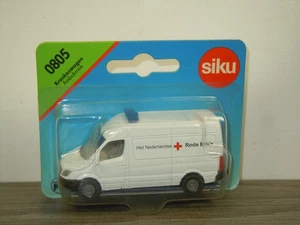 Mercedes Sprinter Ambulance Nederlandse Rode Kruis - Siku 0805 - in Box *72037 - Picture 1 of 1