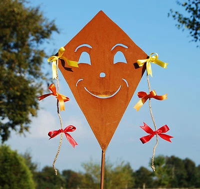 Drache Drachen auf Stab Metall Rost Gartendeko Herbstdeko 2 Größen Halloween - Bild 1 von 4