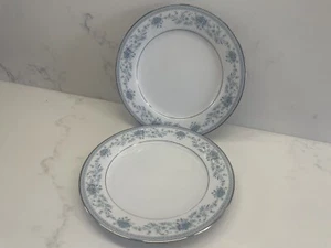 Noritake Blue Hill 2482 Plates  8.25 inch Set of 2 lovely condition - Picture 1 of 21