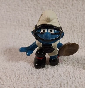 Baseball Catcher Smurf White Uniform 1982 Scheich Collectible Toy Figure - Picture 1 of 6
