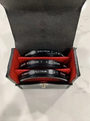Promaster Spectrum 7 Set of 3 Close-Up Filters 55mm +1, +2, +4 in Case - Image 1 of 4