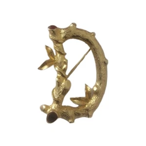Vintage D Letter Brooch Sarah Coventry Gold Tone Bamboo Initial Monogram - Picture 1 of 6