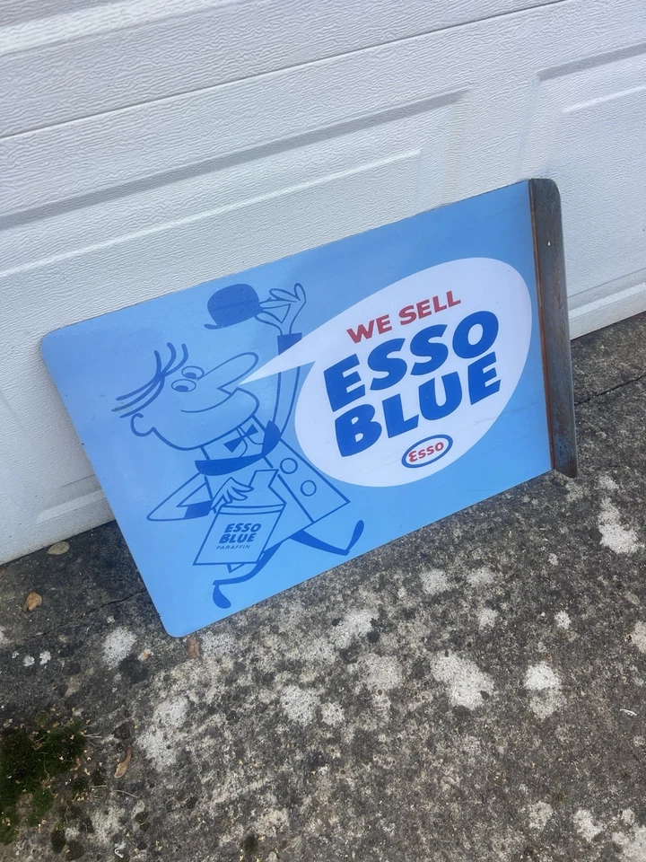 Esso blue heavy metal sign sign , 16in by 23in - Image 1 of 4
