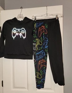 Shein boys, size 9 2 piece sweatsuit, gaming outfit hoodie pants #50 - Picture 1 of 6