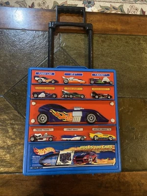Hot Wheels Vintage Take Along 1999 Car Carrier Holds 100 Cars, Case Only - Image 1 of 2