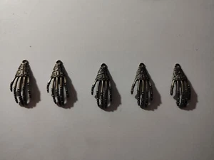 Ciondoli ottone scheletrici da utilizzare come collana e anche come orecchini - Foto 1 di 1