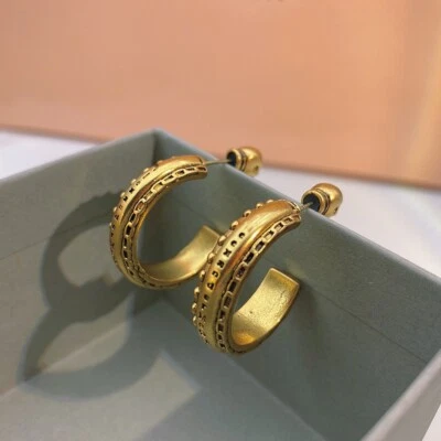 New Copper Retro Skull Earrings Stud High Quality Jewelry Wholesale - Image 1 of 4