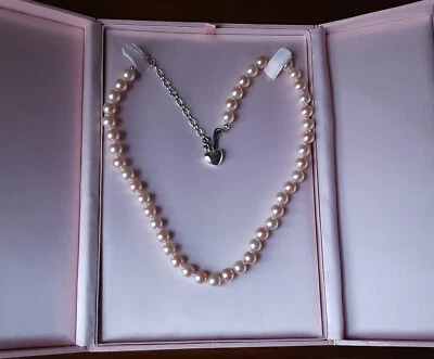 VICTORIA'S SECRET Collar Perlas ROSA y BLANCO CAJA ETIQUETA AJUSTABLE DÍA DE LA MADRE Foto 1 de 4