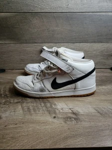 Size 13 Men's Nike Dunk SB Mid Orange Label CD6754 100. - Picture 1 of 12