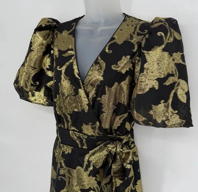 Vestido Alex Marie Talla 4 Dorado Negro Floral Brocado Midi Cuello en V Manga Abullonada Foto 1 de 4