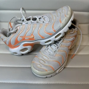 Nike Air Max Plus DM3033-100 weiß Atomic Orange purpurrot Damengröße 6 - Bild 1 von 6