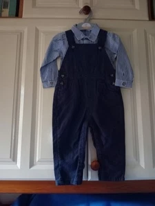 BOYS 9-12 MONTHS BLUE DUNGAREES/MATCHING STRIPE SHIRT COMPLETE OUTFIT.NEW. - Picture 1 of 4