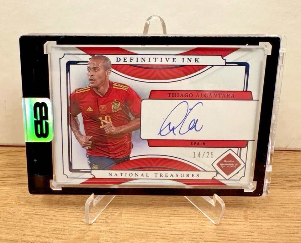 2022 Panini National Treasures Thiago Alcantara On-Card Auto /25 - Spanien - Bild 1 von 2
