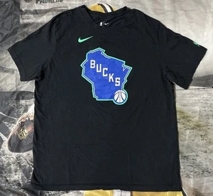 Nike NBA Milwaukee Bucks City Edition Logo T-Shirt Black XL T-Shirt Basketball - Imagen 1 de 7