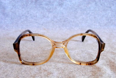 american optical eyeglass frames AO 680 vintage 44-18-125 - Image 1 of 4