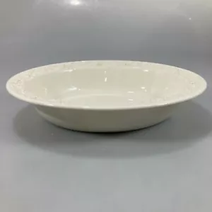 Cuenco de verduras Wedgwood Queensware crema en relieve vid 10 x 8" Inglaterra - Imagen 1 de 9