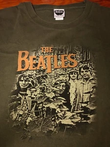 Awesome Vintage Beatles "GARDEN" Photo Shoot  XL Preowned  - Picture 1 of 3