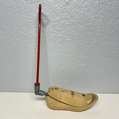 De colección Madera Pelirroja Para Hombre Grande Vamp Raiser Zapato Estirador Rochester Zapato Árbol Foto 1 de 4