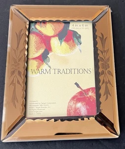 Vtg Etched 'Venetian Glass' Picture Frame 4" x 6" Amber Beveled Warm Traditions - Picture 1 of 5