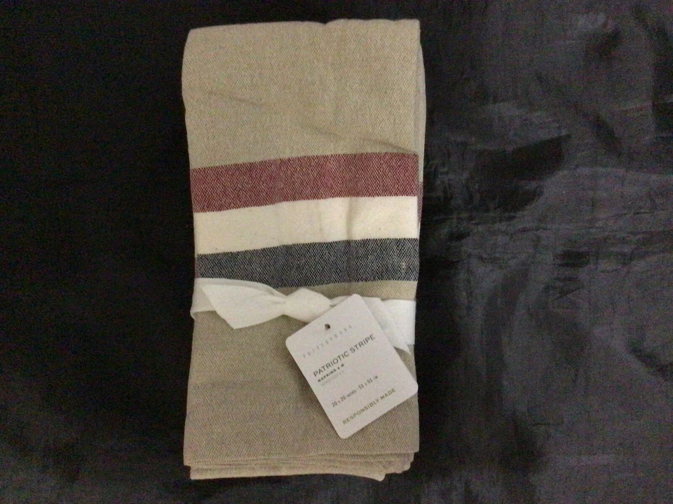POTTERY BARN ПАТРИОТИЧЕСКИЕ ПОЛОСКИ САЛФЕТКИ КОМПЛЕКТ ИЗ 4 МУЛЬТИ НОВЫЙ - Изображение 1 из 1