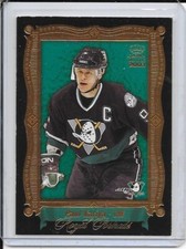 2002-03 Pacific Crown Royale Paul Kariya Royal Portraits # 1