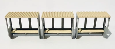 OO Scale Bus Stops (Pack of 3) – Grey & Tan 1:76 Model Scenery - Image 1 of 4