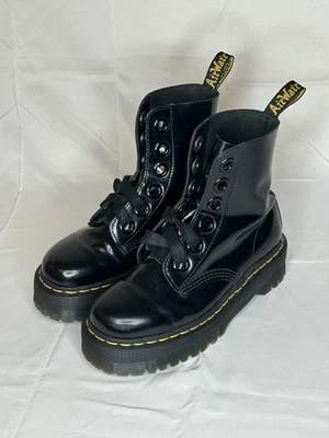 Dr Martens Molly Platform Combat Boots Women's 7 - Image 1 of 4