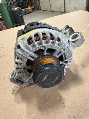 Alternador GMC Canyon 2015 2016 3,6 L *150 amperios* *funcionamiento probado* OEM 13588313 Foto 1 de 4