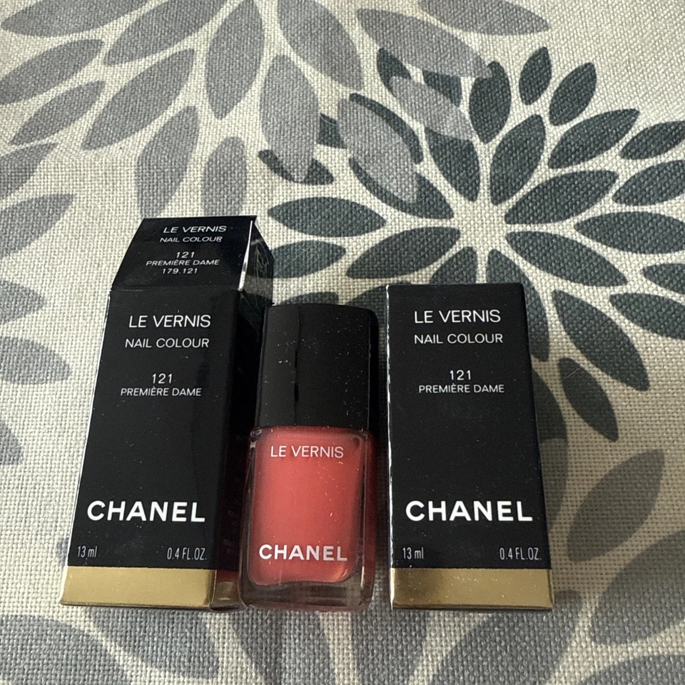 Chanel Le Vernis Nail Colour 121 Premiere Dame 2x13ml Neu #4 - Bild 1 von 1