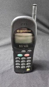 Vintage Cell Mobile Phone - Picture 1 of 4