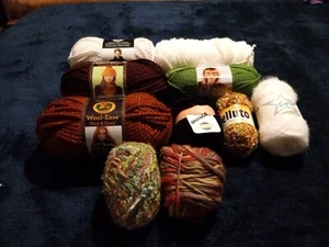 LOT OF 10 YARN•LION BRAND•VANNA'S CHOICE•IMPECCABLE GLITTER•PICCADILLY 740+ Gram - Picture 1 of 4