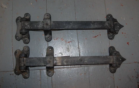HUGE PAIR  ANTIQUE  INDUSTRIAL IRON STRAP HINGES 29 " 20 lbs. each Cover