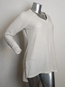 Top Cleo Soft Surroundings tejido gofre ganchillo mangas de encaje grandes - Imagen 1 de 5