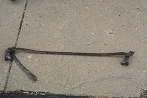 1974 COUGAR Windshield Wiper Motor Transmission Arms Pair & MOUNTING BOLTS - Foto 1 di 5