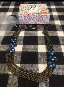 Collana Gioielli Saccheggio Tripla Catena & Pietre Accento Cristallo Blu Spedizione Gratuita - Foto 1 di 6