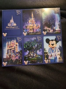 Tarjetas exclusivas de miembros del elenco originales del 50 aniversario de Walt Disney World - Imagen 1 de 2