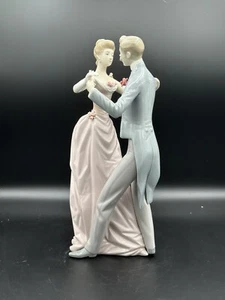 Lladro Porzellan Figur Jubiläumstanz #1372 Mann Frau Paar Walzer 1978 - Bild 1 von 6