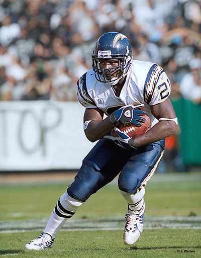 LaDAINIAN TOMLINSON 2006 SAN DIEGO CHARGERS 8X10 PHOTO - Image 1 of 1