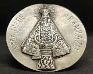 Spain 1920´ antique Our Lady of Aranzazu silver high relief beauty brooch - Picture 1 of 12