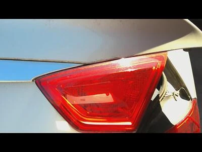 Used Right Tail Light Assembly fits: 2014 Chevrolet Impala lid mounted Right Gra - Изображение 1 из 4