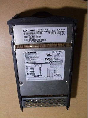 Compaq Digital Data Storage E0D006 Internal Tape Drive 70-40375-02 *FREE SHIP* - Image 1 of 4