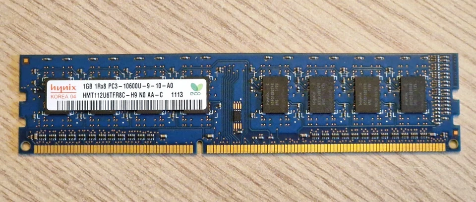 HYNIX DDR3 RAM PC3-10600U-9-10-A0 1333MHz CL9 1Rx8 HMT112U6TFR8C-H9 N0 AA-C - Immagine 1 di 1