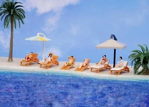 ED 1:64 Painted Figure Model Miniature  Diorama Beach Chair Bikini Seaside - Picture 1 of 24